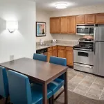 Residence Inn Kansas City Country Club Plaza